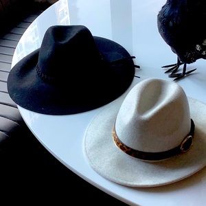 Two fall hats in great condition